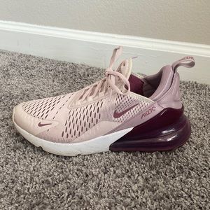 Nike Air Max 270